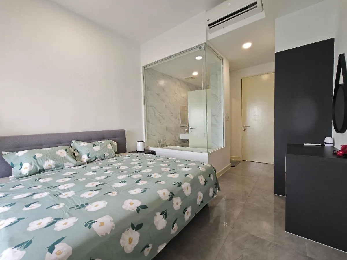 Trevor Bathtub Imperio Residence Seaview Jonker5Min Malacca Apartment